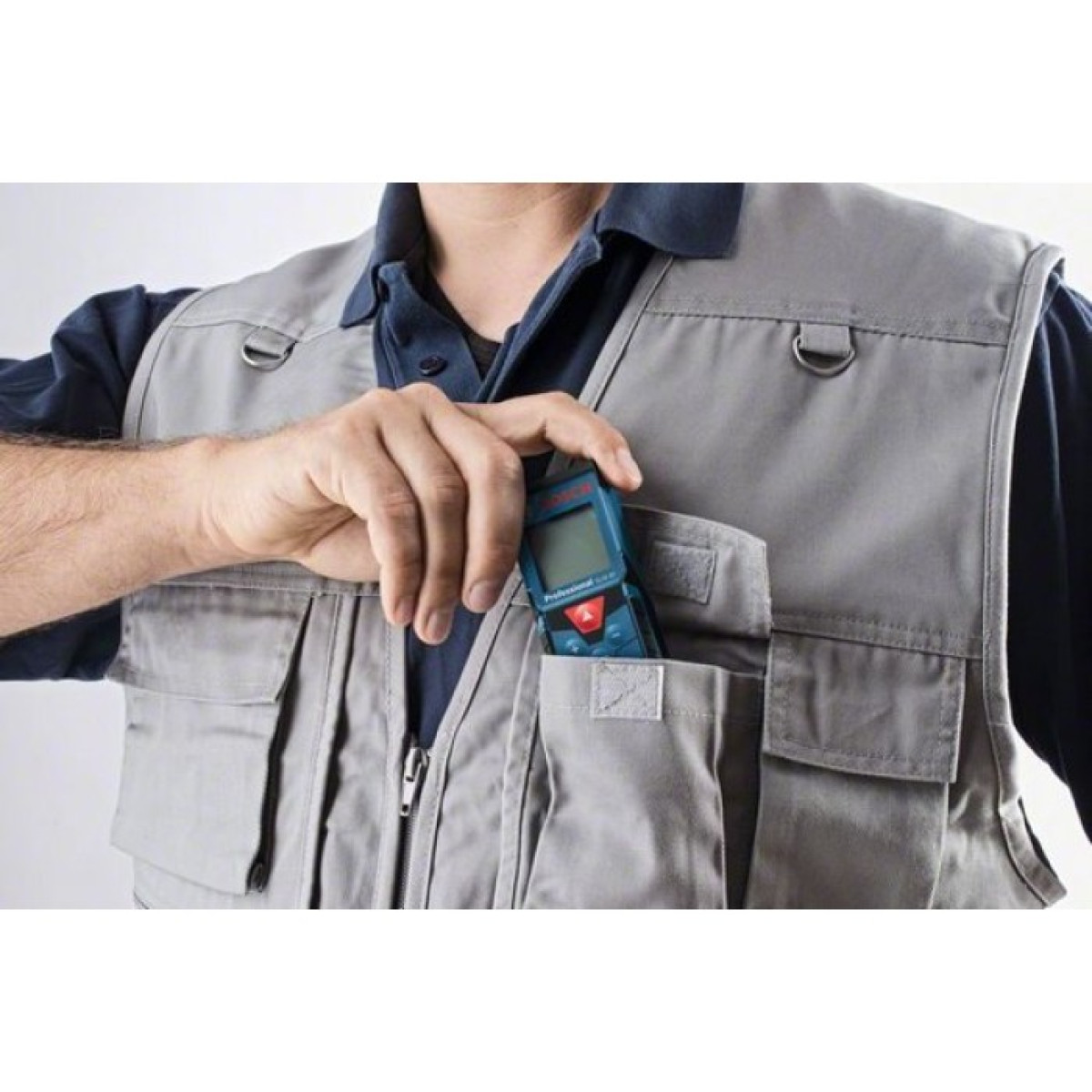 Лазерний дальномір Bosch Professional GLM 40 з чохлом (0601072900)