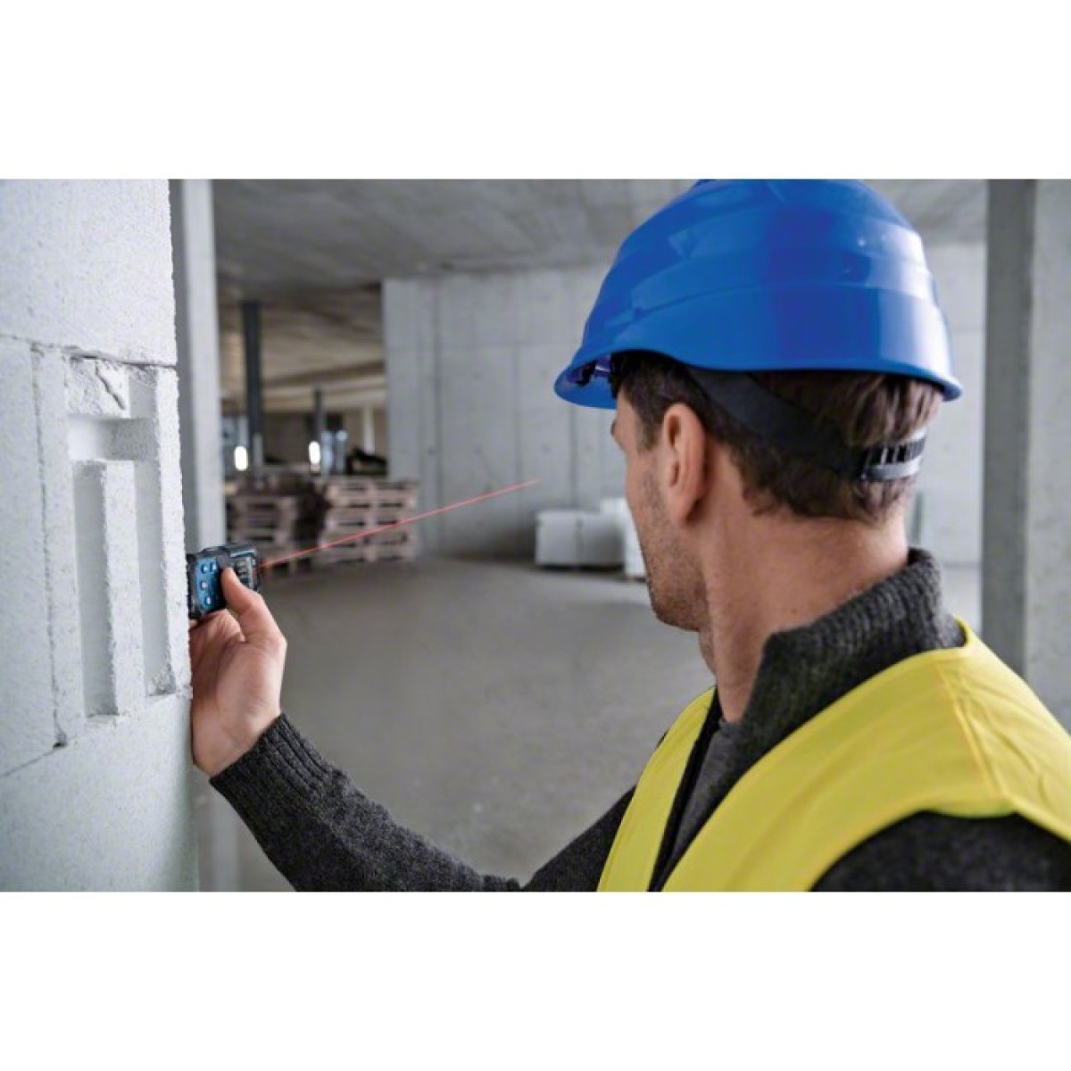 Лазерний далекомір Bosch Professional GLM 50-27 C з чохлом (0601072T00)