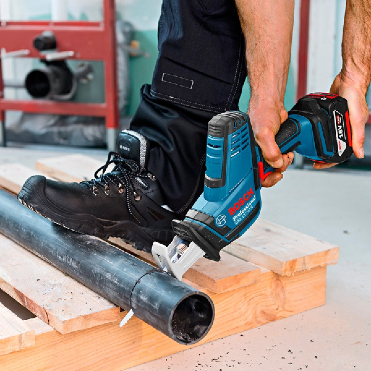 Шабельна пилка Bosch GSA 18 V-LI C Professional, без АКМ та ЗП (06016A5001)