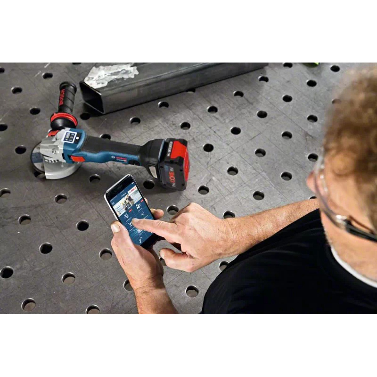 КШМ (кутова шліфувальна машина) Bosch Professional GWS 18V-10 SC 125 мм в L-Boxx, акумуляторна (06019G340B)