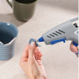 Клейовий пістолет Dremel 940 (940-3) з 3 стрижнями 11 мм (F0130940JC)