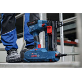 Аккумуляторный пистолет Bosch PRO GNB 18V-40 (без АКБ и ЗУ) + XL-BOXX (06019L7004)