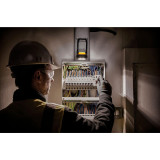 Ліхтар світлодіодний акумуляторний DeWALT (DCL182)