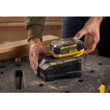 Зарядний пристрій та 1 акумулятор STANLEY FATMAX SFMCB14M1