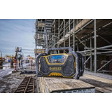 Зарядное устройство-радиоприемник DeWALT (DCR029)