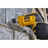 Дрель сетевая ударная DeWALT (DWD024)
