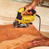 Пилка лобзикова мережева DeWALT (DWE349)