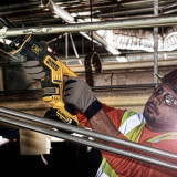 Пила сабельная аккумуляторная бесщеточная DeWALT DCS367P2