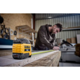 Рулетка вимірювальна TOUGH, 8 м х 28 мм DeWALT (DWHT38128-0)